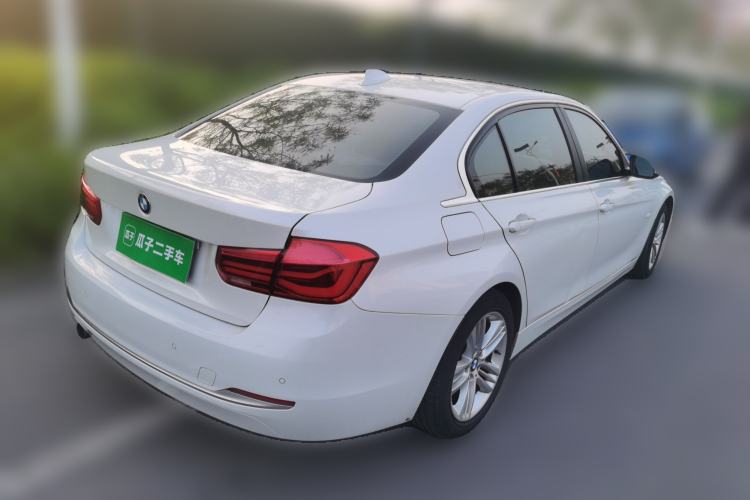 Used BMW 3 Series 2016 320Li Ambition Model
