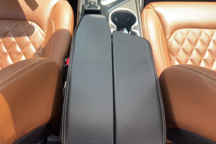 Used SAIC MAXUS D90 2017 2.0T Automatic Two-Wheel Drive - Uranus