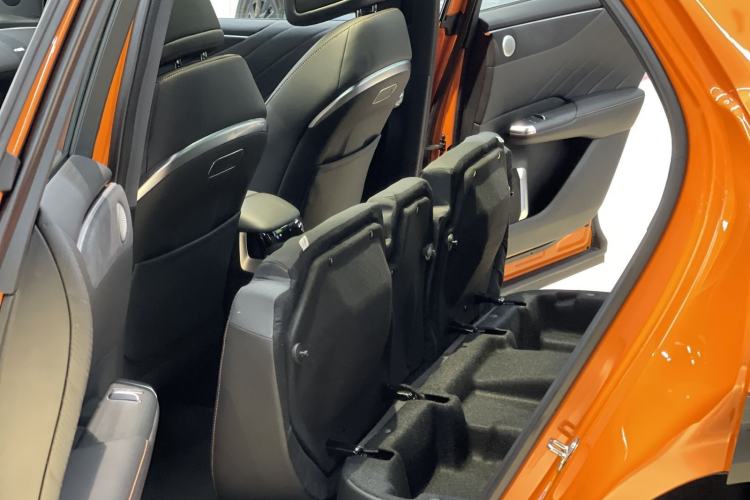 Used CHANGAN NEVO E07 2025 All-Electric Two-Wheel Drive 90 kWh Pro Smart Version
