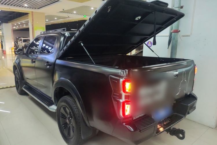 Used Isuzu D-MAX 2021 1.9T Automatic 4x4 Diesel Global Huan Dong RZ4E
