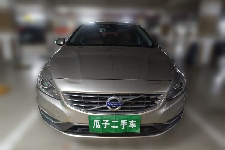 Used Volvo S60 2014 S60L 2.0T Zhiyuan Edition