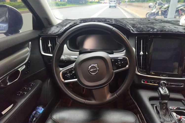 Used Volvo S90 2020 T5 Zhiyi Sport Edition Steering Wheel