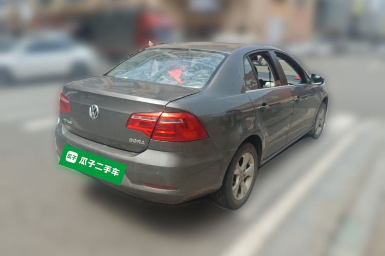 Used Volkswagen Bora 2014 1.6L Automatic Comfort Model Rear Right 45 Deg