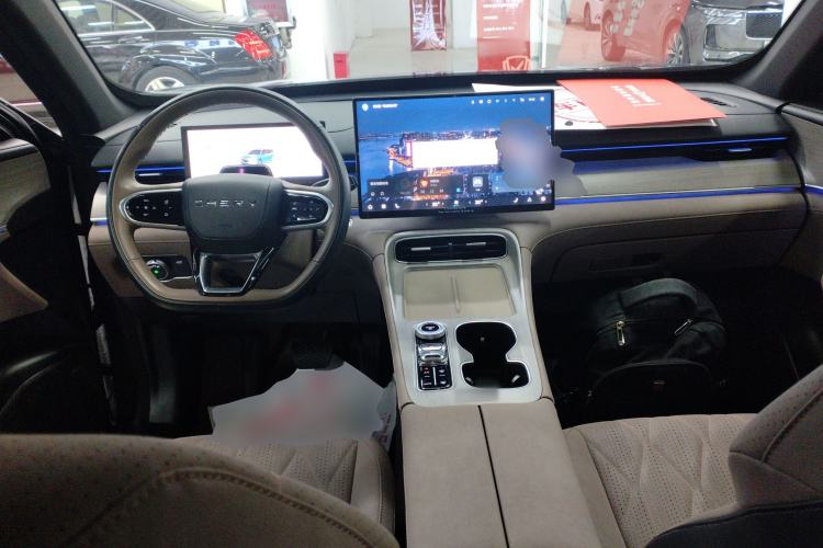 Used Chery Tiggo 8 PLUS 2025 290TGDI DCT Prestige 5-Seater
