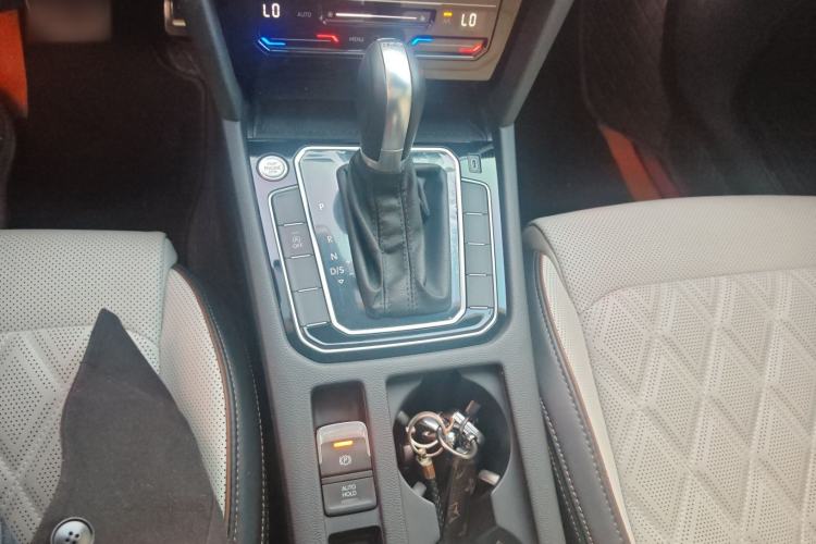 Used Volkswagen Magotan 2023 2 Million Units Commemorative Edition 330TSI DSG Luxury Version