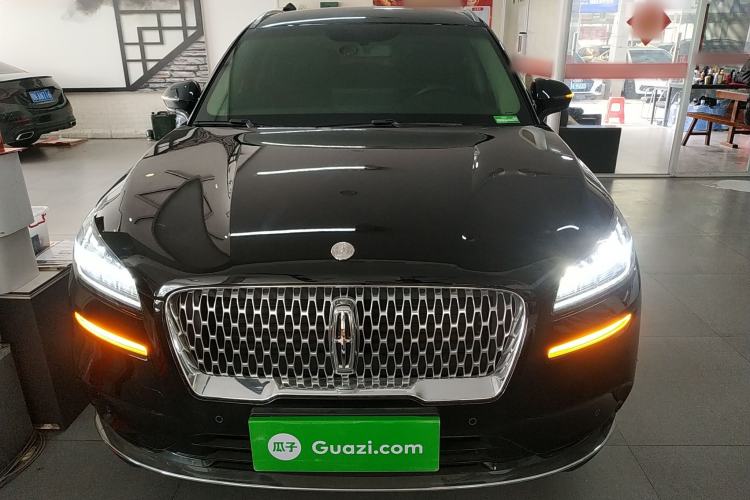 Used Lincoln Corsair 2022 Revised Version 2.0T Two-Wheel Drive Premium Edition Front