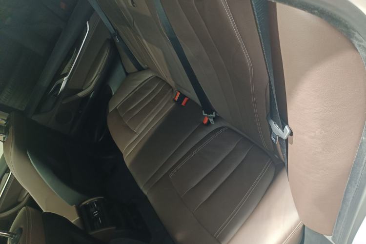 Used BMW X5 2015 xDrive28i
