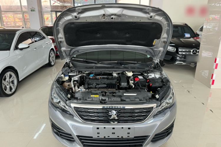 Used Peugeot 308 2018 1.6L Automatic Luxury Edition Exterior 6