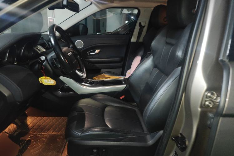 Used Land Rover Range Evoque 2018 240 PS SE Smart Brilliance Edition Left Front Seat