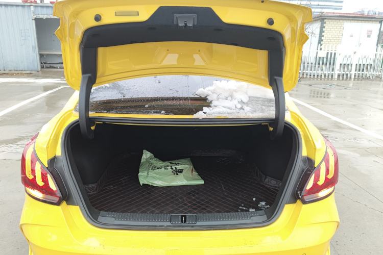 Used MG 5 2021 180 DVVT CVT Youth Luxury Edition