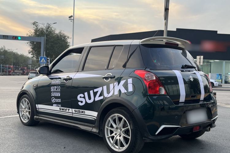 Used Suzuki Swift 2016 1.5L Automatic Fashionable Coolplay Edition
