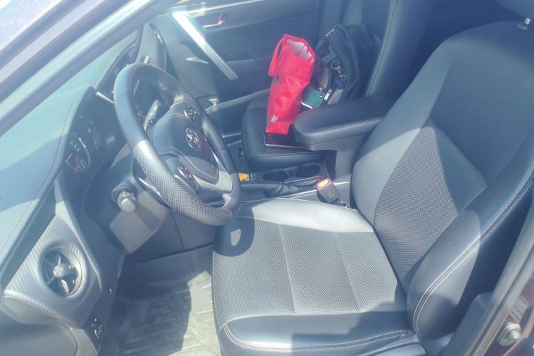 Used Toyota Levin 2017 Revised Dual-Engine 1.8H GS E-CVT Elite Sunroof Version China V Standard