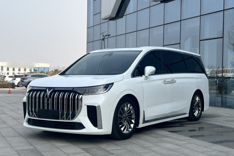 Used VOYAH Dream 2024 PHEV Ultra-Long Range Flagship Edition
