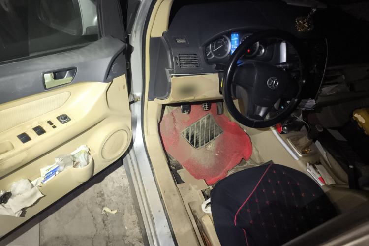 Used BAIC E Series 2013 Sedan 1.3L Manual Special Offer Edition