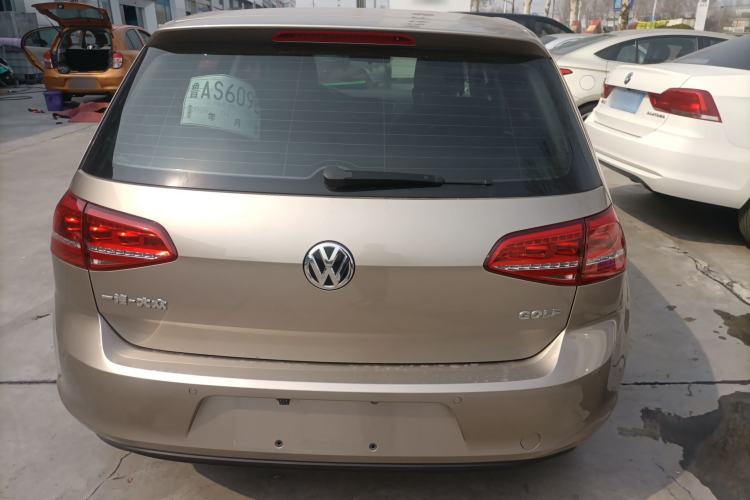 Used Volkswagen Golf 2016 1.6L Automatic Fashion Model