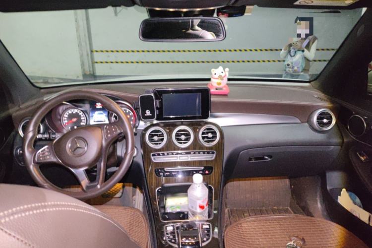 Used Mercedes-Benz GLC 2017 GLC 260 4MATIC Luxury Model