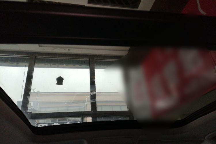 Used Volkswagen Tiguan L 2019 Revised 330TSI Automatic Two-Wheel Drive Smart & Luxury Edition China VI Standard Headliner