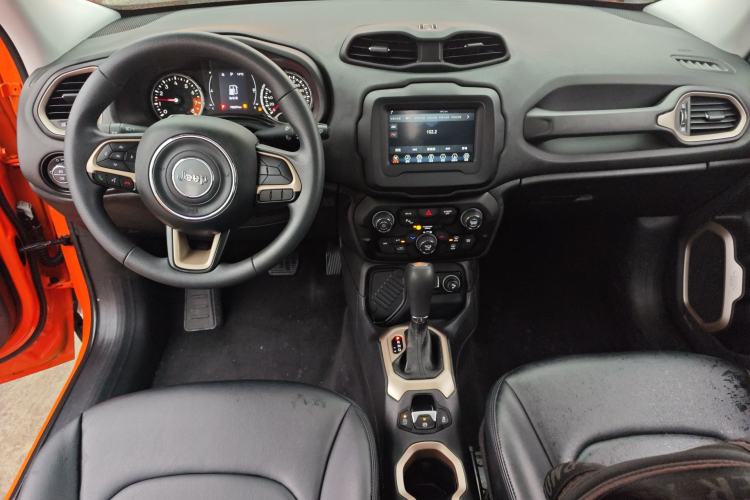 Used Jeep Renegade 2018 Connected Large Screen Version 180T Automatic High-Energy Edition