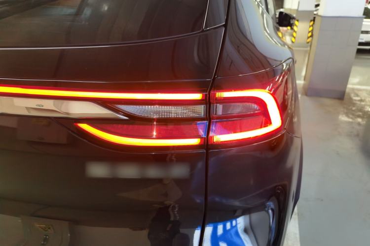 Used EXEED Lingyun 2023 400T Two-Wheel-Drive Star Prestige Edition Right Rear Taillight