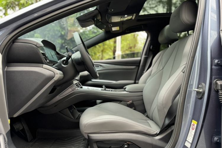 Used BYD Seal 2024 HONOR Edition DM-i 1.5L 121km Luxury Model Left Front Seat