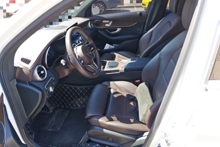 Used Mercedes-Benz GLC 2022 Refreshed GLC 300 L 4MATIC Dynamic Edition Prestige Version Left Front Seat