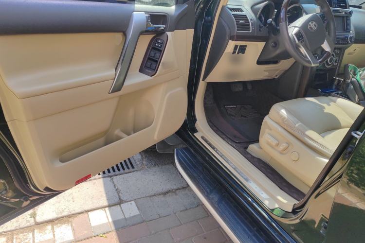 Used Toyota Prado 2016 3.5L Automatic VX NAVI
