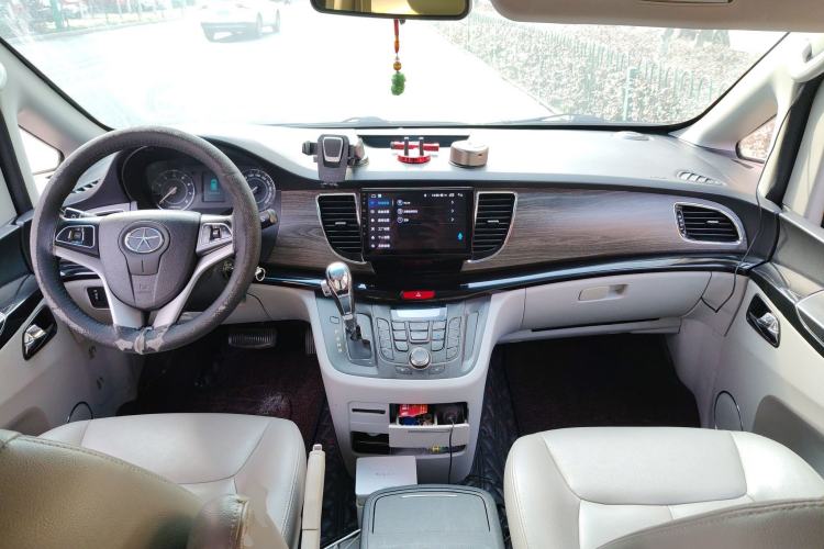 Used JAC Refine M5 2013 2.0T Gasoline Automatic Business Edition