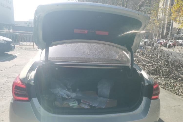 Used Hongqi H5 2022 Classic Model Facelift 1.8T Automatic Smart Connect Flagship Edition