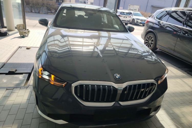 Used BMW i5 2024 eDrive 35L Prestige Luxury Package