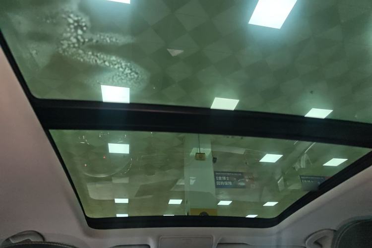 Used Volkswagen Tiguan L 2020 330TSI Automatic Two-Wheel Drive Panoramic Comfort Edition China VI Standard Headliner