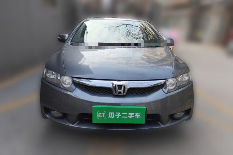 Used Honda Civic 2009 1.8L automatic luxury edition
