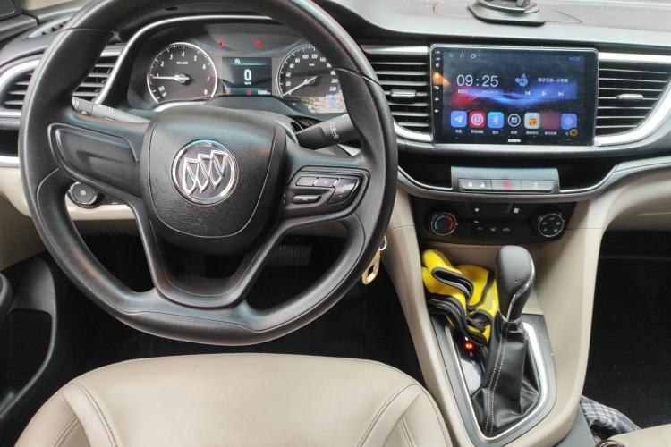 Used Buick GT 2017 15N Automatic Elite Version Steering Wheel