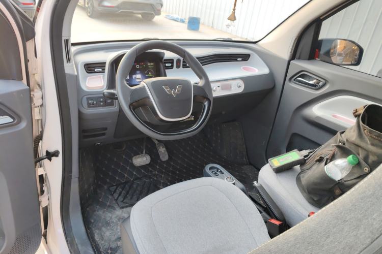 Used Wuling Hongguang MINIEV 2022 Macaron Premium Model – Lithium Iron Phosphate
