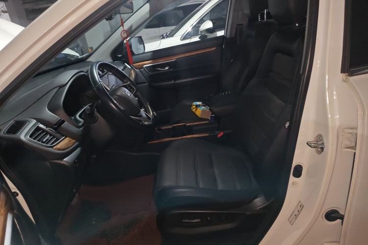 Used Honda CR-V 2017 240TURBO CVT Front-Wheel Drive Fashion Edition