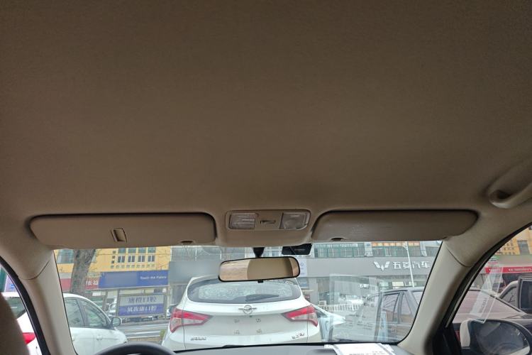 Used Hyundai Verna (older generation) 2014 1.4L Automatic Smart GLS Headliner