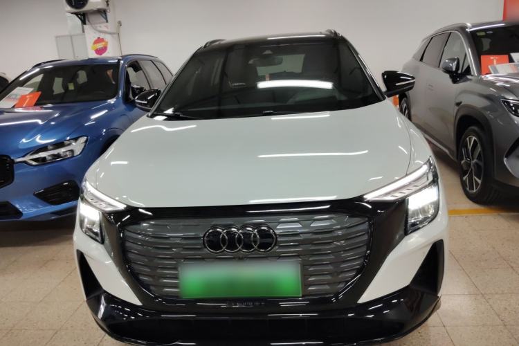 Used Audi Q5 e-tron 2023 40 e-tron Shining Edition Mecha Kit Front