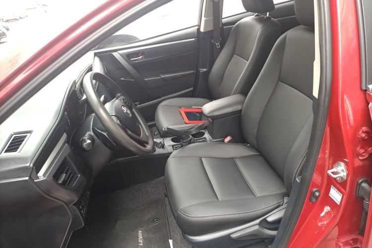 Used Toyota Levin 2016 Dual-Engine 1.8H GS E-CVT Elite Model with Sunroof Left Front Seat