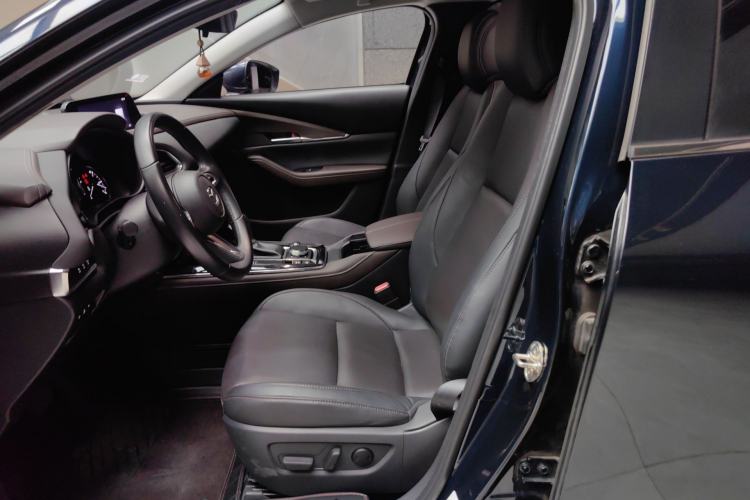 Used Mazda CX-30 2021 2.0L Automatic Joyful Edition
