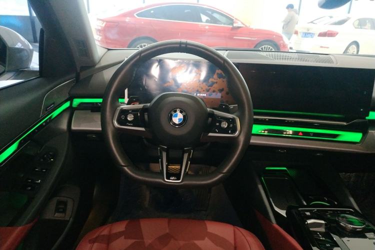 Used BMW 5 Series 2024 530Li Leading Model M Sport Package Steering Wheel