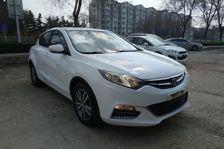 Used CHANGAN Eado 2015 1.6L Manual Junku Model China V Standard Front Right 45 Deg