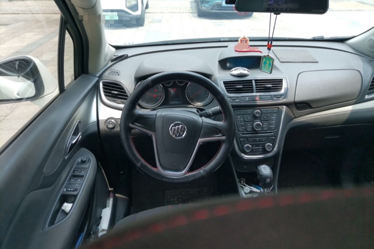 Used Buick Encore 2015 1.4T Automatic Two-Wheel Drive Urban Elite Version