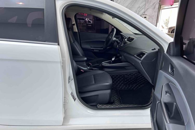 Used Ford Escort 2015 1.5L Automatic Fashion Model