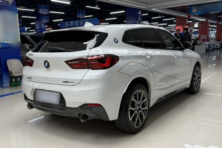 Used BMW X2 2023 sDrive 25i Shining Edition

