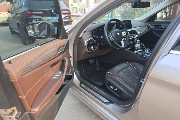 Used BMW 5 Series New Energy 2020 Mileage Upgrade Version 530Le Luxury Package
