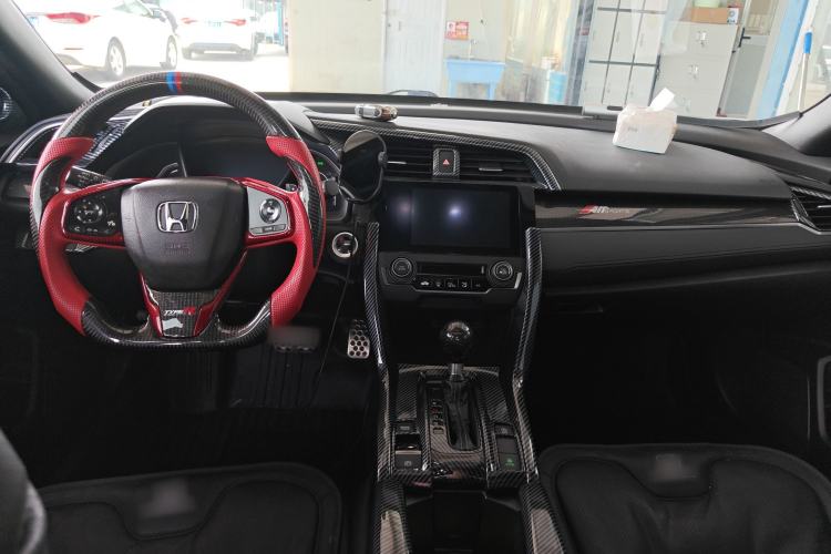 Used Honda Civic 2021 HATCHBACK 220TURBO CVT Trendy Cool Edition Center Console