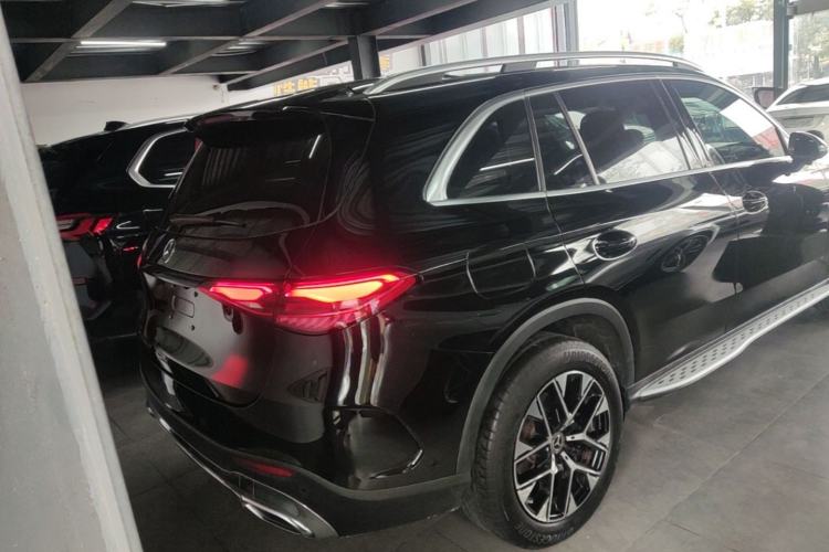 Used Mercedes-Benz GLC 2024 GLC 260 L 4MATIC Dynamic Edition 5-seater Rear Right 45 Deg