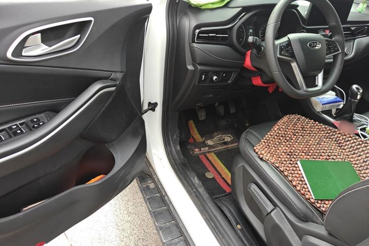 Used JAC Group X4 2020 1.5T Manual Elite Edition Driver Seat