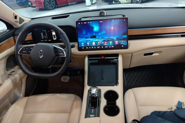 Used Hima AITO M5 2023 Extended-Range Rear-Drive Intelligent Driving Version Center Console