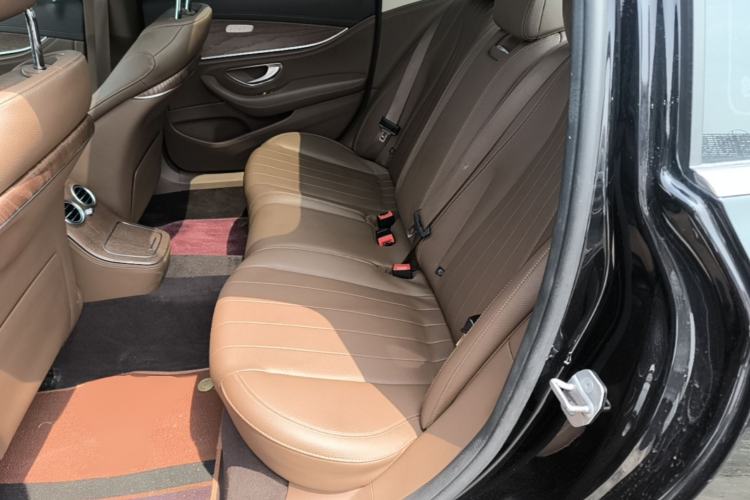 Used Mercedes-Benz E-Class 2023 Updated E 300 L Fashion Edition
