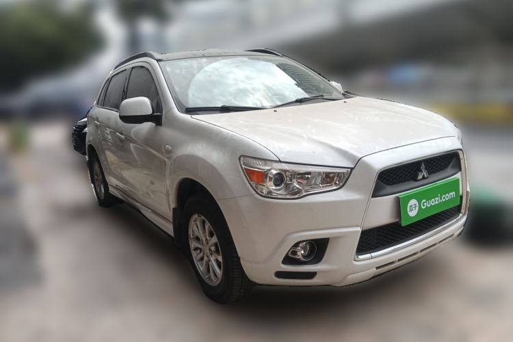 Used Mitsubishi ASX 2011 2.0 L Two-Wheel Drive XuanYi Version
